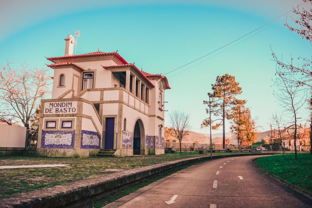 Estacao Ferroviaria De Mondim De Basto Celorico De Basto Exterior foto